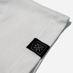 BSMC Women's '77 T Shirt - White/Red, hem tag close up