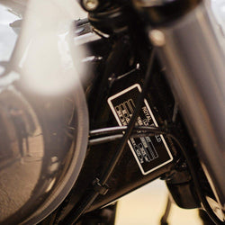 Royal Enfield Vinplate on bike