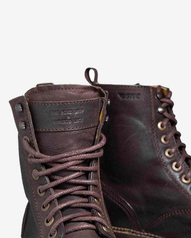 BSMC X Umberto Luce Boot - Coffee Brown, logo close up